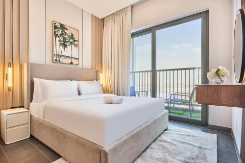 STAY BY LATINEM Luxury 1BR Holiday Home CB 2701 Near Burj Khalifa, Dubaï (photo 7)