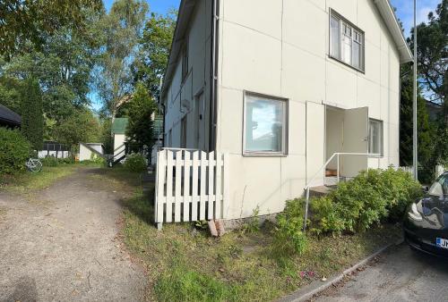 Wooden house studio 1 km from river Turku in Turku Harbour