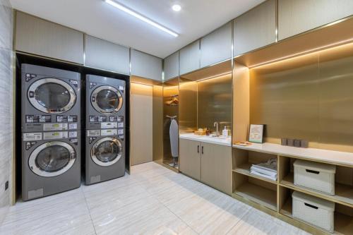 Ji Hotel Shanghai Changshou Road - Near Metro Line 13&14,Free Luggage Storage,English Service, Shanghai (Foto 6)