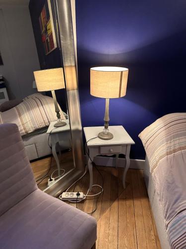 Bed and birds