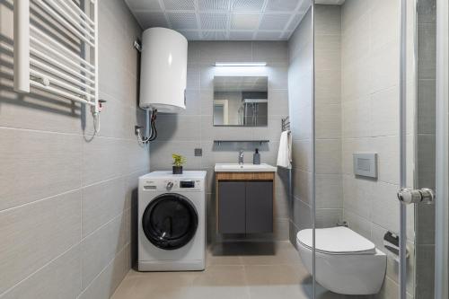 Cevahir Sky City 2BR Family APT, Fitness & Spa, Skopje (foto 8)