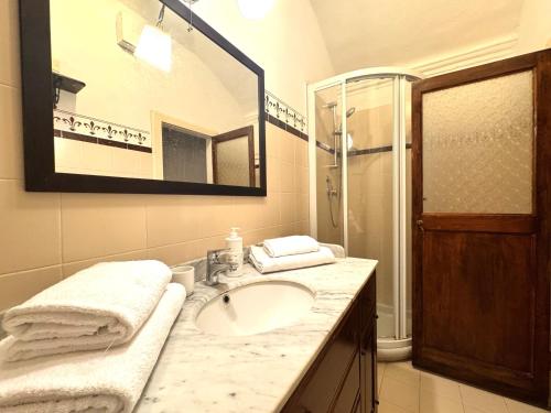T R B Home - image 2