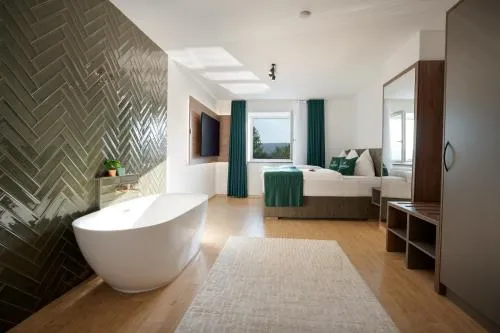 Mattiqo Hotel - Modern & Zentral & Free Parking & 24h Self Check-In in Mattighofen, Österreich