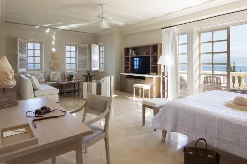 Anassa - image 10