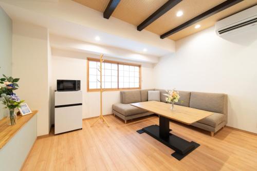 夏様小倉町 Convenient house, private house, 5-minute walk from Nijo station