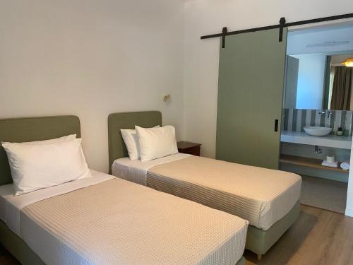 Paralies Resort near สนามบินภายในประเทศเกาะสเคียทอส