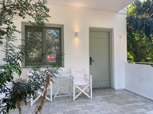 Paralies Resort near สนามบินภายในประเทศเกาะสเคียทอส