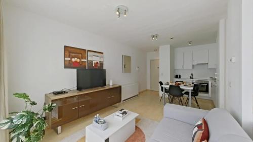 Stylish and practical 1BR apartment in Bruxelles-Ville, Brussels (photo 3)