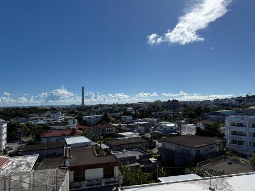 Okinawa Island ハイ沖縄金武店トイレお風呂共用 プレオープン中駐車場有 ペット同伴可能長期滞在可能2025年10月より車貸し出しサービス有希望であればお申し付けください Hotel amenity