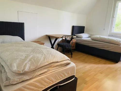 2 Bett Zimmer in Villa im Grunewald in Berlin, Deutschland
