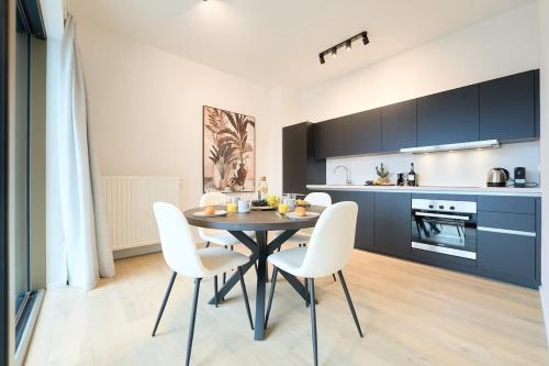 Brand New & Modern 1 Bedroom Apt, Брюссель (фото 3)