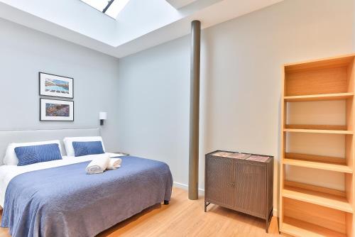 UrbanFlat 124 - Spacious Home in the Heart of Paris - image 8