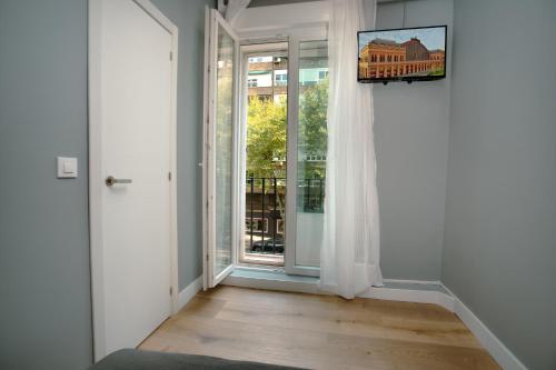 Atocha Rooms 2