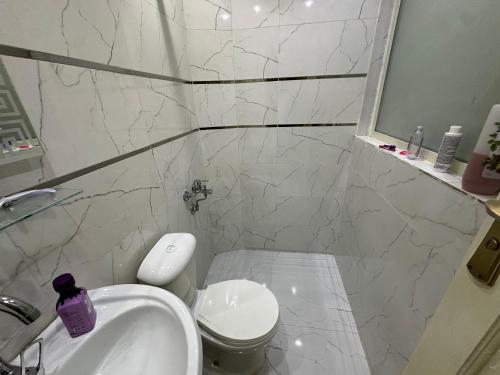 Bab el khair Hostel Room Type - Deluxe Room (2 Adults + 1 Child)