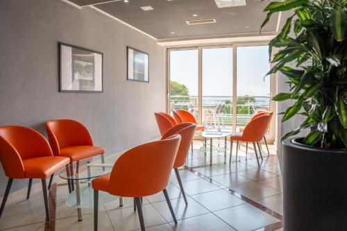 酒吧/高級酒吧, MASLINICA Mimosa Lido Palace Hotel in 拉巴茨