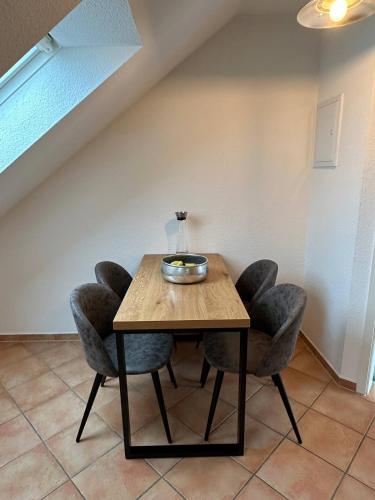 設施, Wohnen im alten Feuerwehrturm in 哈瑟費爾德