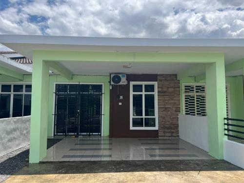 KNH Homestay near Politeknik Tuanku Syed Sirajudin