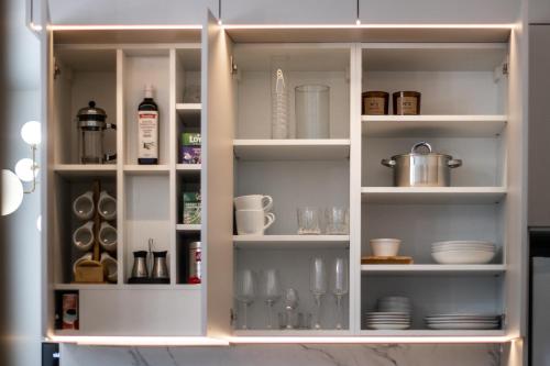 Experience World Class Service at New, Quiet, Premium Design Apartment in City centre, Self Check-In, Rīga (photo 10)