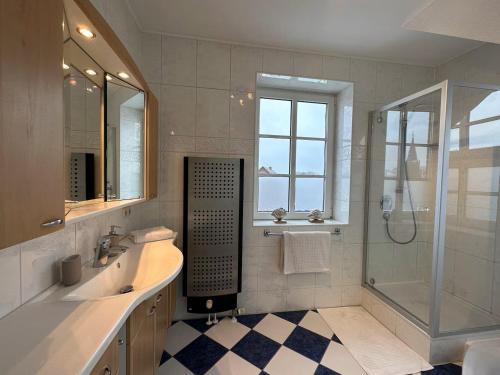 浴室, Wohnen im alten Feuerwehrturm in 哈瑟費爾德