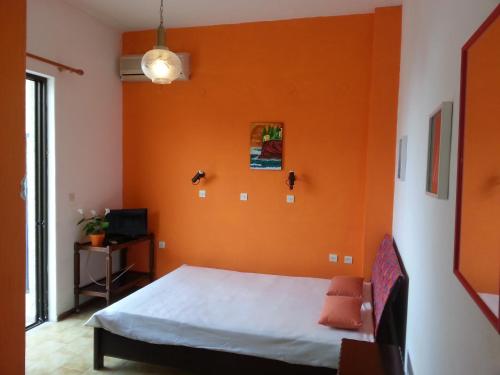  Pavlaras Studios in Tolo