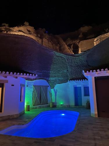 Cueva con vistas a Sierra Nevada en Alcudia de Guadix in Alcudia de Guadix