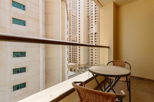 Allsopp & Allsopp - 2-Bedroom Apartment in Shams JBR - image 2