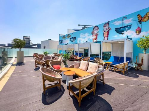 Seven Palm Studio Atlatis View in Madinat Zayid
