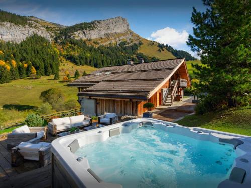 5-Star Chalet Lodge Rodzina - OVO Network gîte à louer Les Aravis