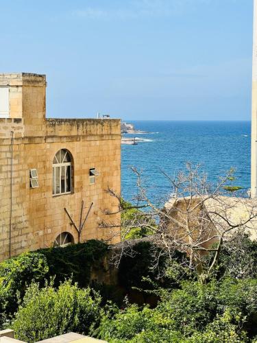 Sea View apartment in Sliema