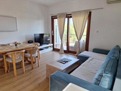 TIZA Apartments