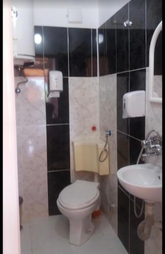 Семеен Хотел Сандим, Kŭrdzhali (foto 8)