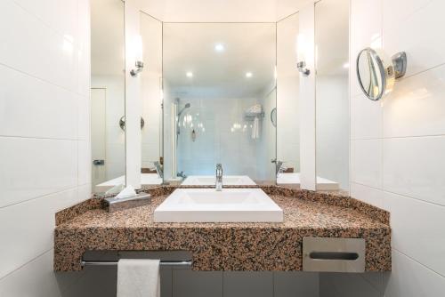 Mercure Paris CDG Airport & Convention - image 7