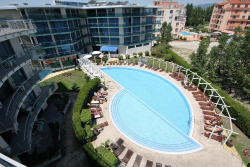 Riviera Blue Hotel 4