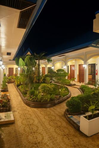 Garden, Hola Hostel Puerto Princesa near Immaculate Conception Cathedral