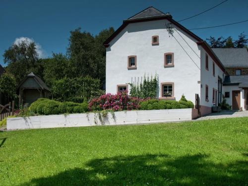 Holiday Home in Bullange with Sauna gîte à louer Mürringen