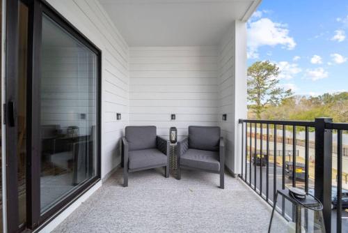 NEW Luxury Condo, Rooftop Terrace, EV Charger! in 維克森林