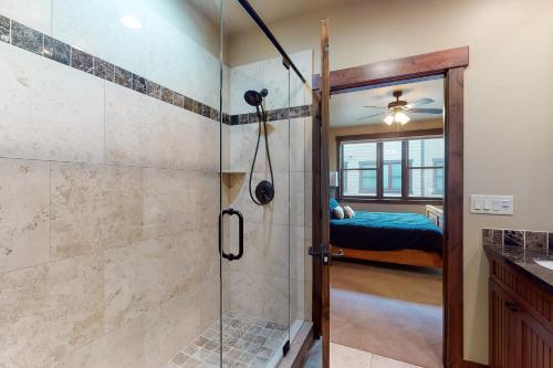 Riverfront Retreat - main image