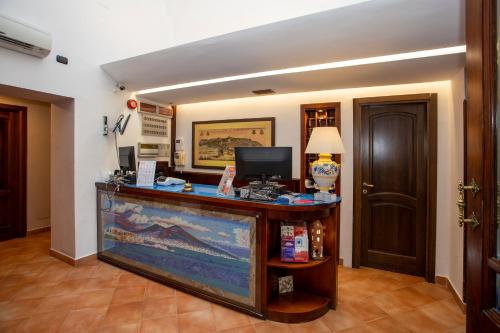Hotel Neapolis - Tap to explore photos