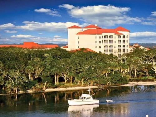 Palm Coast Resort 109, 3 Bedrooms, Sleeps 6, Pool, Hot Tub, WiFi in Palm Coast, USA