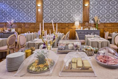 Maistas ir gėrimai, The Originals Boutique, Hotel de la Balance, Montbeliard in Monbeljaras