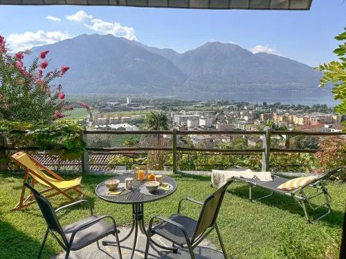 Casa Ramarro by Fewotessin in Gordola, Schweiz