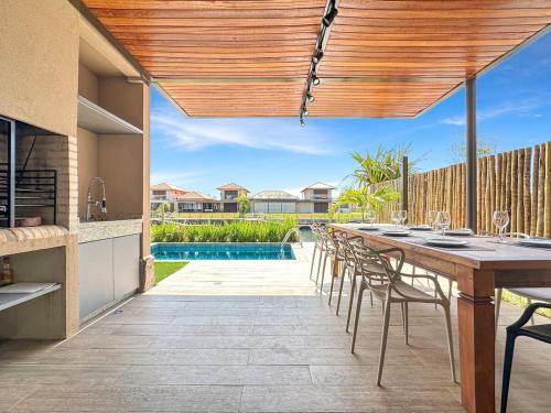 Oprema, Luxo - Marina Privativa - 5 Suítes - Condomínio Clube (Luxo - Marina Privativa - 5 Suites - Condominio Clube) in Praia Baia Formosa