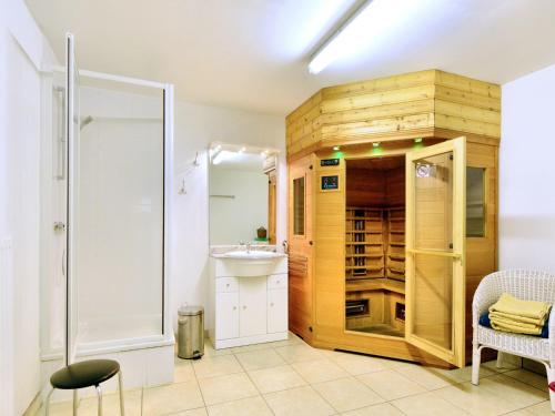 Spa, Elegant Villa with Sauna in Durbuy