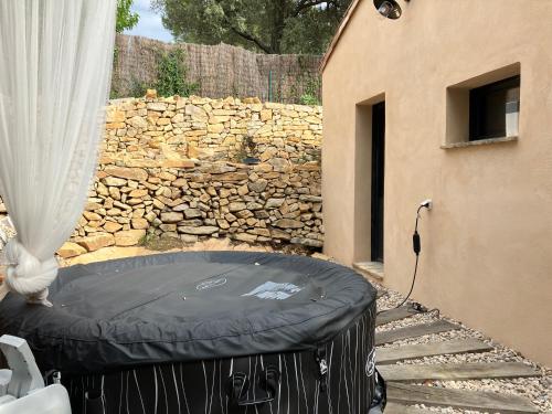 Vrt, Le pigeonnier in Caremeau