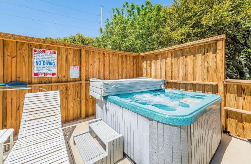 Dune Our Thing - Kitty Hawk MP 4, Ocean View, 360 Yds to Beach, Pool, Hot Tub, Pool Table, Flex Stay in Kitty Hawk (NC)