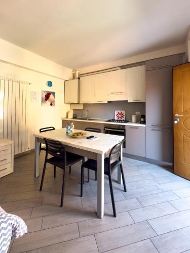 Instalaciones, BelSorrisoVarese - Elegance City Residence Private Parking -Reservation Required- in Varese