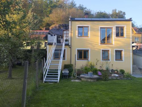 Kert, Haus am Fluss in Gars am Kamp