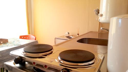 Konyha, Piedrabuena Yenua1 in Comandante Luis Piedrabuena