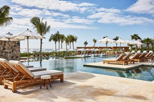 Exterior view, Etereo, Auberge Collection in Playa Del Carmen