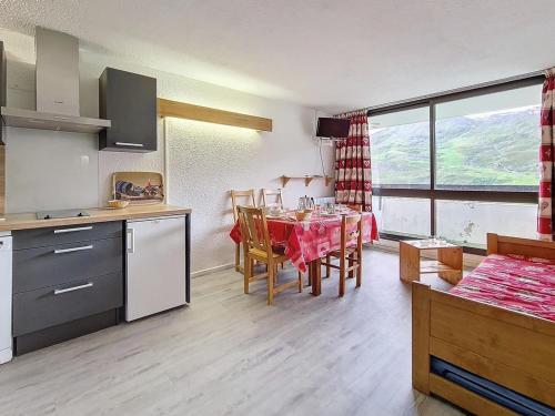 Appartement Duplex Lumineux au Pied des Pistes Balcon - FR-1-344-1075 - image 5